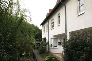 Provisonsfrei! Familienfreundliches  6-Zimmer Reihenmittelhaus in Wiesbaden-Dotzheim am Waldrand – Die vollständige Adresse der Immobilie erhältst du vom Anbieter., 65199 Dotzheim, Wiesbaden – Vorschaubild 2