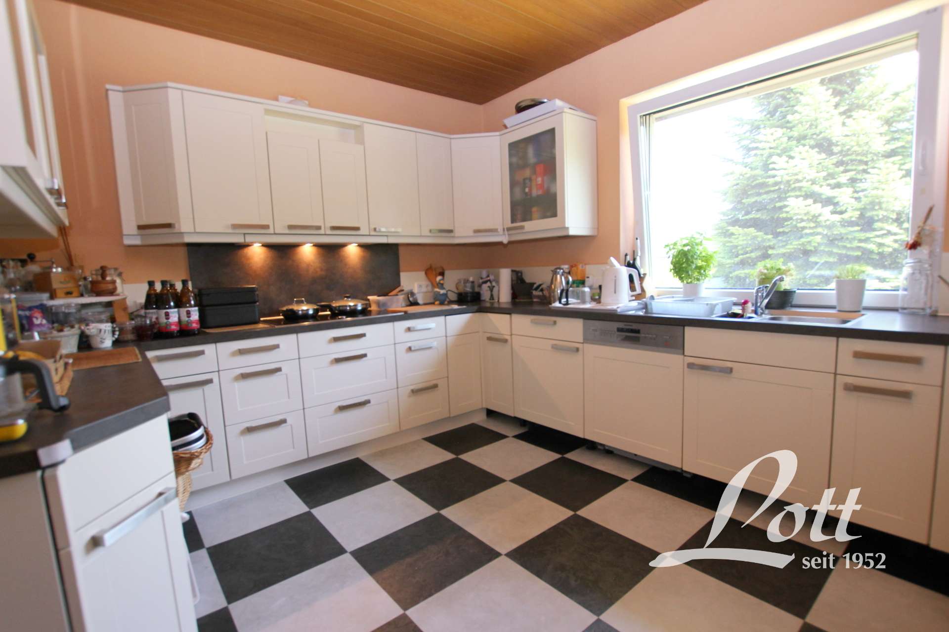 Immobilie in Rhauderfehn - +++ Viel Platz für Familie und Hobbies - energetisch saniert - Mehrgenerationen geeignet! +++ - Bild 7