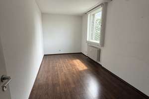 Sonnige 3-Zimmer-Wohnung mit Balkon in Köln-Weiden – Die vollständige Adresse der Immobilie erhältst du vom Anbieter., 50858 Weiden, Köln – Vorschaubild 4