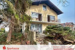 großzügige Sonnenterrasse