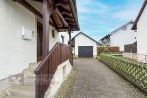Großes Einfamilienhaus mit schönem Garten und 2 Garagen – Die vollständige Adresse der Immobilie erhältst du vom Anbieter., 72766 Sondelfingen, Reutlingen – Vorschaubild 27