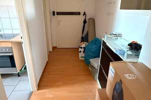 Lebendiger Wohnraum: 2-Zimmer-Wohnung in Düsseldorf-Rath – Rather Kreuzweg 58, 40472 Rath, Düsseldorf – Vorschaubild 3