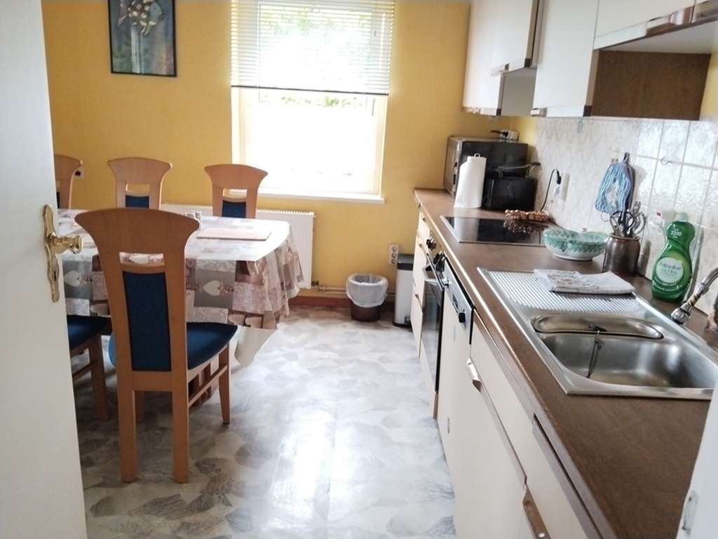 Immobilie in Eschershausen - Günstiges 7-Zimmer-Ein- bis Zweifamilienhaus in Eschershausen von privatsen - Bild 4