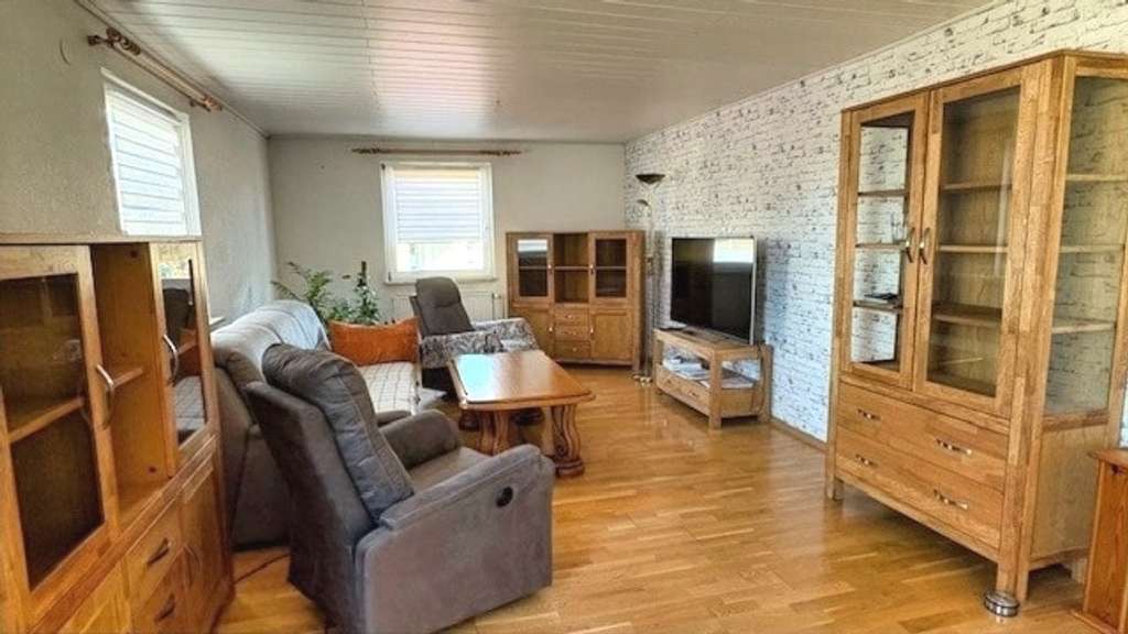 Immobilie in Fluorn-Winzeln - Gemütliches Haus mit Garten zum erschwinglichen Preis - Bild 2