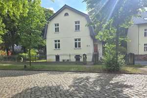 Historisches Mehrfamilienhaus mit solider Rendite in Top-Lage – Die vollständige Adresse der Immobilie erhältst du vom Anbieter., 15732 Eichwalde – Vorschaubild 4