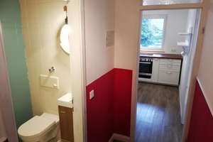 Geschmackvolle Wohnung mit drei Zimmern sowie zwei Balkonen und Einbauküche in Köln - Junkersdorf – Stüttgerhofweg 5, 50858 Junkersdorf, Köln – Vorschaubild 7
