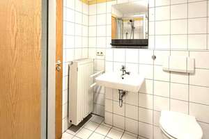 Charmante 2,5-Zimmer-Eigentumswohnung mit Terrasse und Stellplatz in Tauberbischofsheim – Fichtenweg 15, 97941 Tauberbischofsheim – Vorschaubild 11