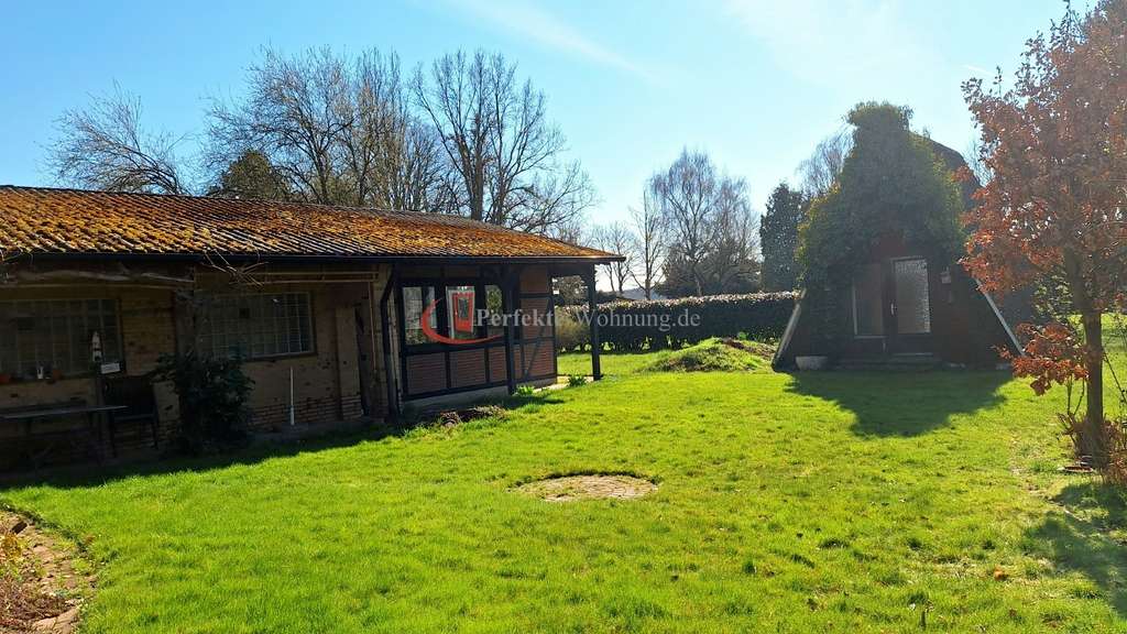 Immobilie in Ronnenberg - Wohnhaus mit Halle auf über 1.000 m² Eigentumsgrundstück - Bild 3