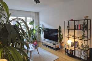Solide Kapitalanlage!
Schönes MFH mit 10 Wohneinheiten in der Karlsruher Innenstadt-West – Karlsruhe – Vorschaubild 2
