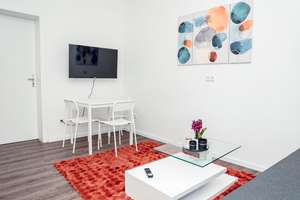 Möblierte 2-Zimmer-Wohnung in guter Lage von Bochum zu vermieten – Hattinger Straße 261, 44795 Weitmar-Mitte, Bochum – Vorschaubild 2