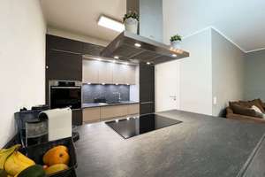 MODERNE 5-ZIMMER WOHNUNG IN RUHIGER LAGE - MIT GARTEN, EINBAUKÜCHE UND SONNENTERRASSE – Die vollständige Adresse der Immobilie erhältst du vom Anbieter., 50829 Ossendorf, Köln – Vorschaubild 8