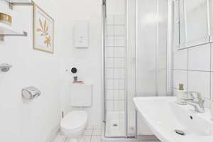COSY VIBES! Möblierte 2-Zimmer-Wohnung mit EBK in Grafenberg – Die vollständige Adresse der Immobilie erhältst du vom Anbieter., 40629 Ludenberg, Düsseldorf – Vorschaubild 8