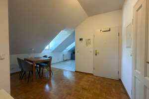 Helle 2-Zimmer-Wohnung in der Paulinstraße