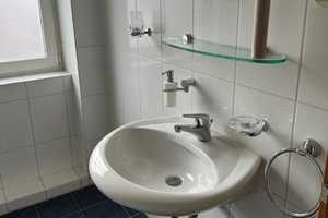 Preiswerte 5-Zimmer-Doppelhaushälfte in Duisburg Neuenkamp

Keine Makler Anfragen erwünscht…!!!!  – Rheinberger Ring 14a, 47059 Duisburg – Vorschaubild 13