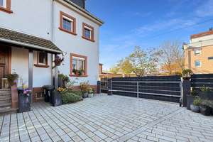 Stilvoll modernisierte Stadtvilla in Landau – Die vollständige Adresse der Immobilie erhältst du vom Anbieter., 76829 Landau, Landau in der Pfalz – Vorschaubild 20