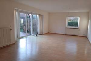 Sofort frei! Gepflegte 4-Zi-DHH mit schönem Garten, Terrasse, Carport in ruhiger Lage mit PV-Nutzung – Die vollständige Adresse der Immobilie erhältst du vom Anbieter., 24988 Oeversee – Vorschaubild 2