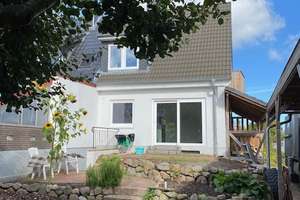 Reihenendhaus mit 4 Zimmern in Schönkirchen – Die vollständige Adresse der Immobilie erhältst du vom Anbieter., 24232 Schönkirchen – Vorschaubild 1