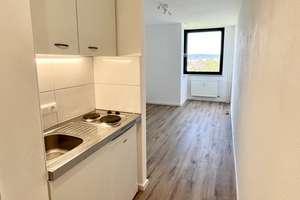 Studieren mit Blick ins Grüne - Renoviertes Apartment inkl. PKW-Stellplatz - Bezugsfertig ab sofort
