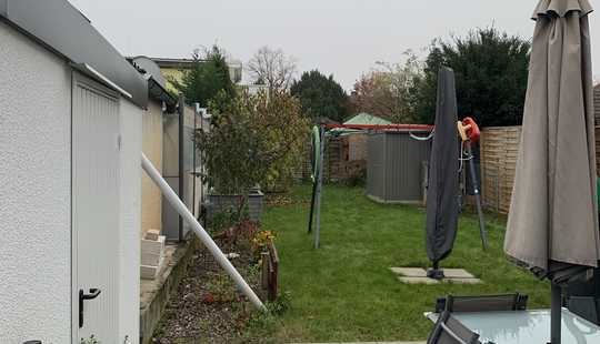 Bild von Sanierte Doppelhaushälfte mit Garage und schönem Garten in Groß-Gerau