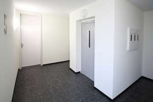 3 ZKB Wohnung mit verglastem Balkon und Küche – Wildrosenallee 6, 57078 Langenholdinghausen, Siegen – Vorschaubild 5