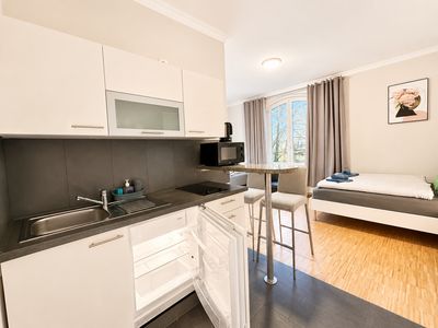 Voll möbliertes & ausgestattetes 1-Zimmer-Apartment inkl. Internet in Singen