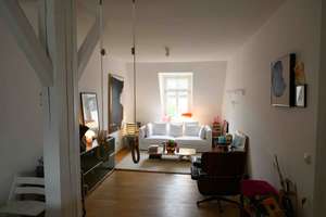 Über den Dächern von Schwabing - helle Dachgeschoßwohnung – Die vollständige Adresse der Immobilie erhältst du vom Anbieter., 80801 Neuschwabing, München – Vorschaubild 2
