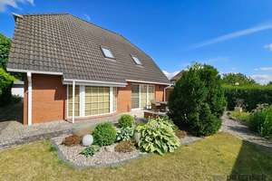 Dr. Lehner Immobilien NB - 
Einfamilienhaus mit Gartenidylle bei Neubrandenburg – Die vollständige Adresse der Immobilie erhältst du vom Anbieter., 17033 Stadtgebiet West, Neubrandenburg – Vorschaubild 3