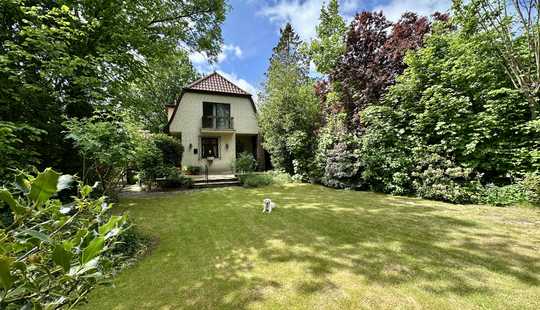 Bild von Einfamilienhaus mit Charme und großem Gartenparadies