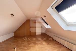 Wohnen auf drei Ebenen – stilvolle Maisonette mit Balkon. – Die vollständige Adresse der Immobilie erhältst du vom Anbieter., 53229 Bonn-Zentrum, Bonn – Vorschaubild 5