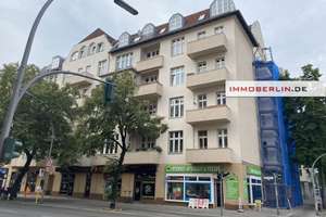 IMMOBERLIN.DE - Charmante Altbauwohnung in ruhiger Lage und renoviertem Zustand – Die vollständige Adresse der Immobilie erhältst du vom Anbieter., 10713 Wilmersdorf, Berlin – Vorschaubild 1