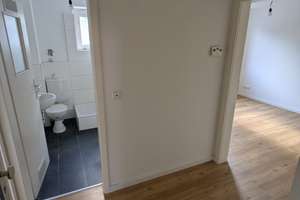 Frisch sanierte 2 Zimmer Wohnung! – Apenrader Weg 1, 68307 Schönau, Mannheim – Vorschaubild 4