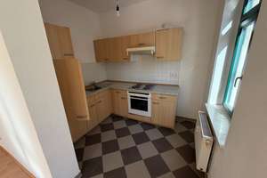 TOP 2 Raum Wohnung mit Laminat + EBK – Hedwigstraße 11, 4315 Neustadt-Neuschönefeld, Leipzig – Vorschaubild 3