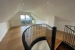 Maisonette-Wohnung mit Einbauküche, Südbalkon und Stellplatz in Mögeldorf – Gleißhammer, Nürnberg, 90480 Nürnberg – Vorschaubild 4
