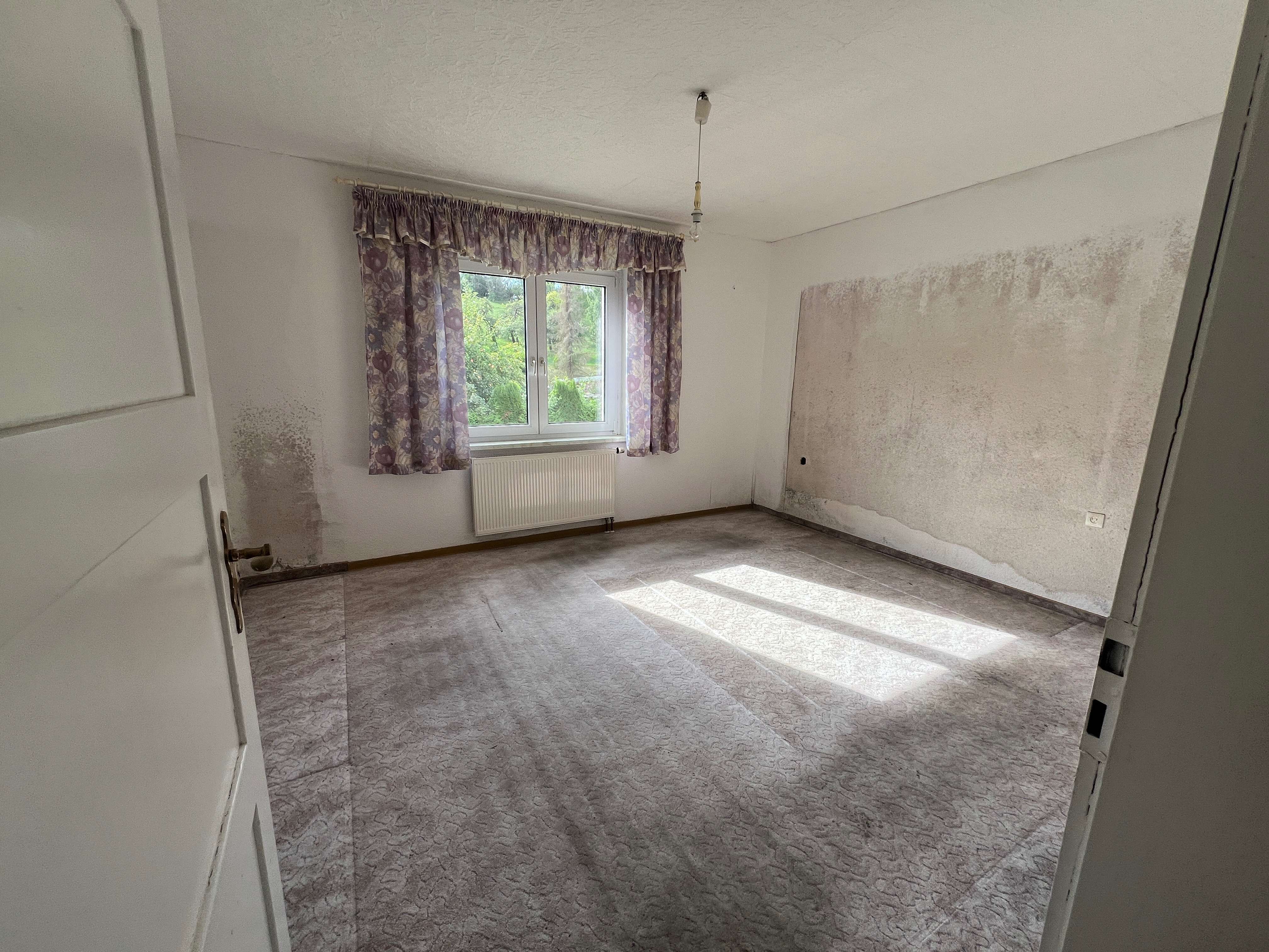 Immobilie in Oppurg - Einfamilienhaus mit großem Gartengrundstück und Nebengelass in Pößneck/OT Schlettwein - Bild 4