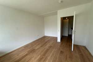 Tolles Apartment mit EBK und Balkon! – Bevenser Weg 3, 30625 Hannover – Vorschaubild 2