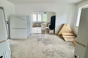 Kreative Handwerker gefragt! Stark sanierungsbefürftiges Haus möchte wiederbelebt werden – Bergmannglückstraße 42, 45896 Hassel, Gelsenkirchen – Vorschaubild 4
