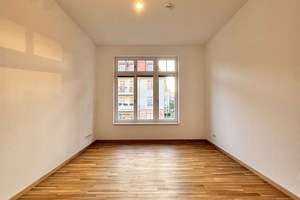 3-Zi-Neubau-Wohnung mit EBK, Fußbodenheizung, Balkon & eigenem Stellplatz vor dem Haus – Steinstraße 124, 14480 Am Stern, Potsdam – Vorschaubild 7