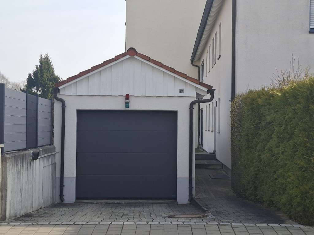 Immobilie in Hebertshausen - Gepflegte 2-Zimmer-Wohnung mit Balkon und TG-Stellplatz in Hebertshausen - Bild 2