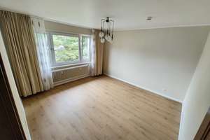 Modernisierte 2,5-Zimmer-Wohnung am Grünzug Sennestadt Nord – Die vollständige Adresse der Immobilie erhältst du vom Anbieter., 33689 Sennestadt, Bielefeld – Vorschaubild 3