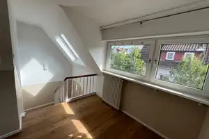 Renoviertes 5-Raum-Einfamilienhaus mit geh. Innenausstattung und Garten in Kaiserslautern – Fliederweg 44, 67657 Kaiserslautern – Vorschaubild 8