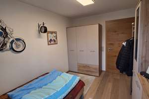 Hochwertiger, barrierefreier Bungalow mit Einliegerwohnung, zwei Garagen und Carport ab April 2027 v – Die vollständige Adresse der Immobilie erhältst du vom Anbieter., 94099 Ruhstorf an der Rott – Vorschaubild 10