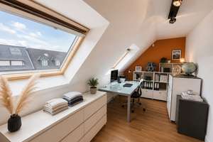 Familienhaus in Rheinnähe in begehrter Siedlung von Lörick mit separater Einheit – 40547 Lörick, Düsseldorf – Vorschaubild 9