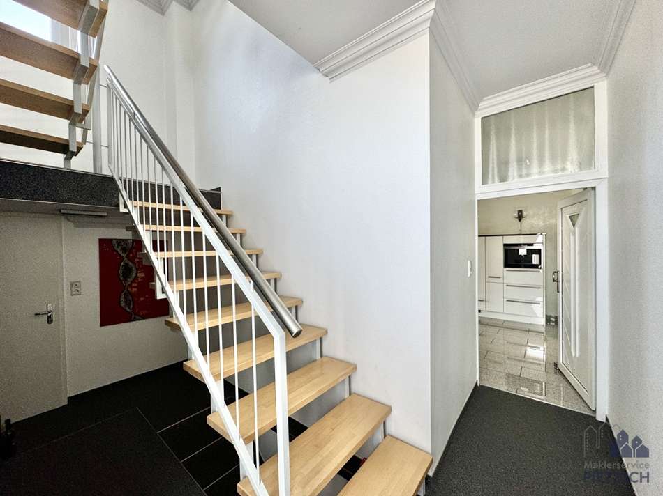 Modernes Treppenhaus