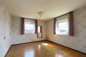 Sanierungsbedürftiges Haus in ruhiger Lage von Mühlacker – Die vollständige Adresse der Immobilie erhältst du vom Anbieter., 75417 Mühlacker – Vorschaubild 5