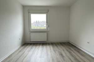 Frisch renovierte 3-Zi.-Whg. mit Tageslichtbad – Bartholomäusstraße 82, 42277 Wuppertal – Vorschaubild 5