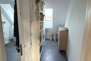 von privat: Top Lage Blücherplatz, sehr gepflegte 4 Zimmer Wohnung, z.Zt. vermietet zu verkaufen  – Blücherstraße 8, 24105 Blücherplatz, Kiel – Vorschaubild 6