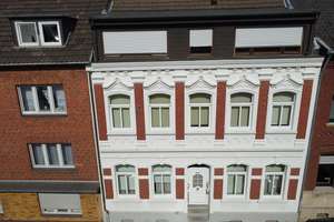 Charmantes Zweifamilienhaus mit Ausbaureserve und Garten – ideal für Anleger & Eigennutzer – Die vollständige Adresse der Immobilie erhältst du vom Anbieter., 52222 Stolberg (Rheinland) – Vorschaubild 2
