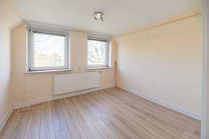 Wohnen mit Weitblick – Einfamilienhaus mit Dachterrasse und großem Grundstück – Steinburg (Kreis) – Vorschaubild 27