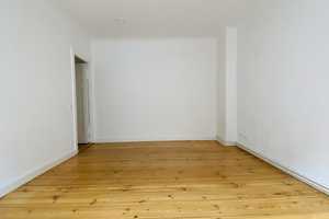 Bezugsfreie Altbauwohnung im Schillerkiez – Leinestr. 6, 12049 Berlin – Vorschaubild 4