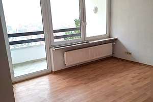 Helle 3-Zimmer-Wohnung in Regensburg Reinhausen – Am Judenfeld 18, 93059 Reinhausen, Regensburg – Vorschaubild 2